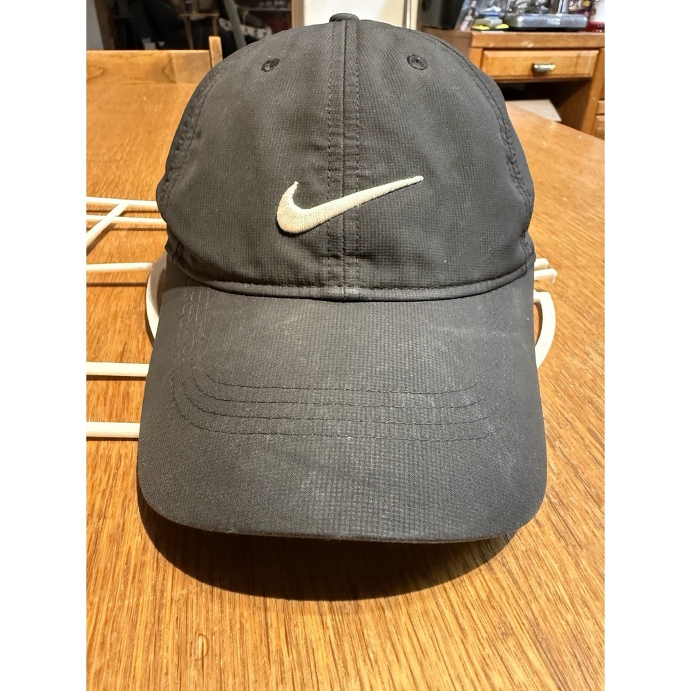 Nike Legacy91 Dri Fit Black Ballcap Strapback  Golf Running Adjustable Swoosh